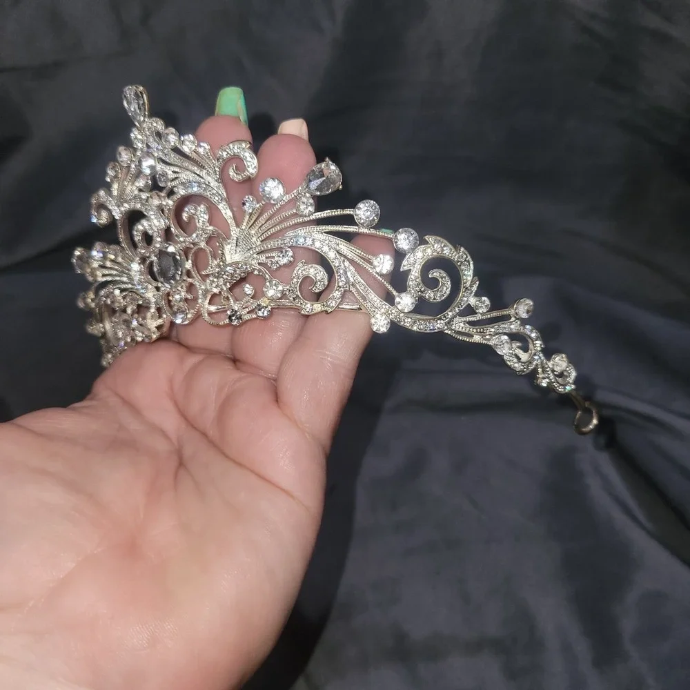 Silver Tiara Crown for Women Crystal Queen Rhinestone Princess Wedding Costume